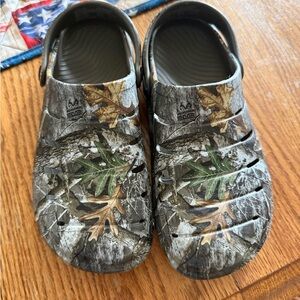 Green and Brown Sandals with Camouflage Design